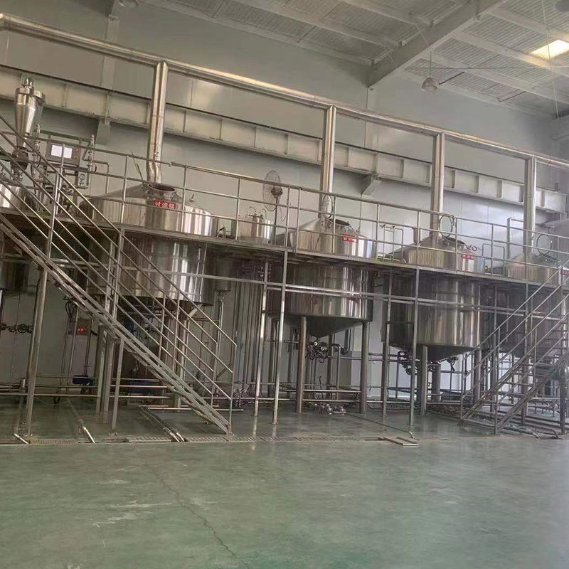 桃城精酿啤酒设备厂—平面布置、设备设计、制造、调试、培训等一条龙服务_COPY